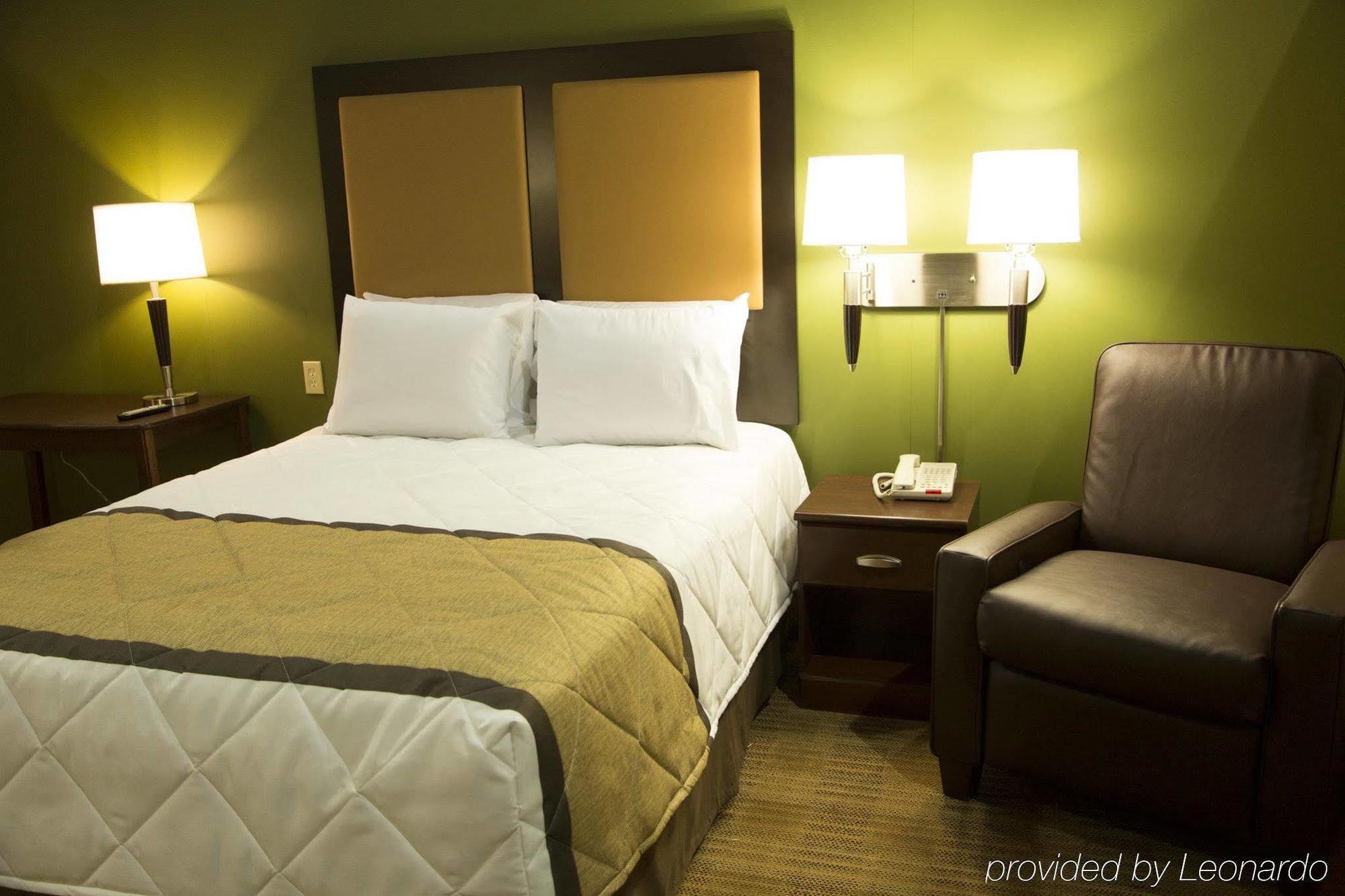 Extended Stay America Suites - Bakersfield - Chester Lane Exterior photo